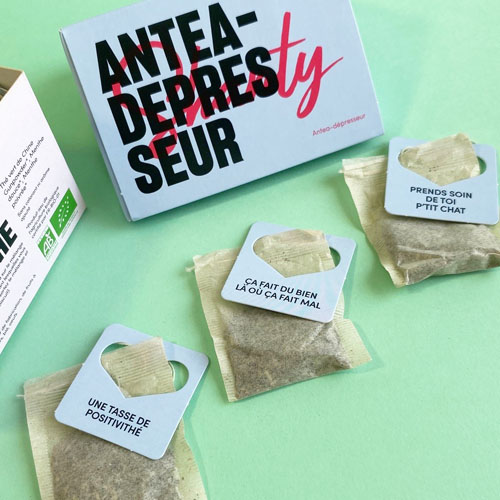 Boite de thé "AnTeaDepresseur : Viens te réconforthé" au Thé vert à la Menthe